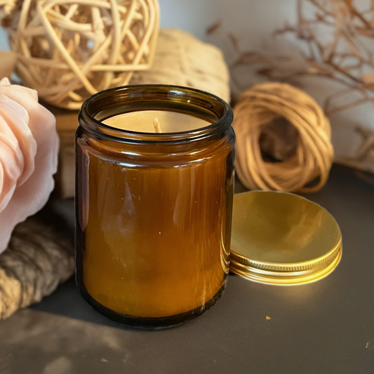 Black Currant and Geranium - 100% Natural Beeswax Blend Candle